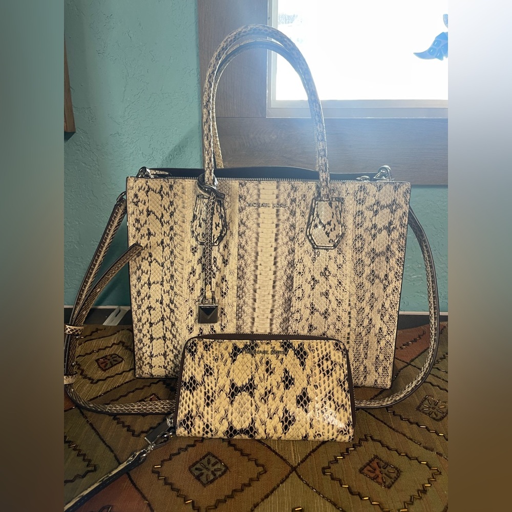 Michael Kors REAL Snakeskin Tote and Wallet Set